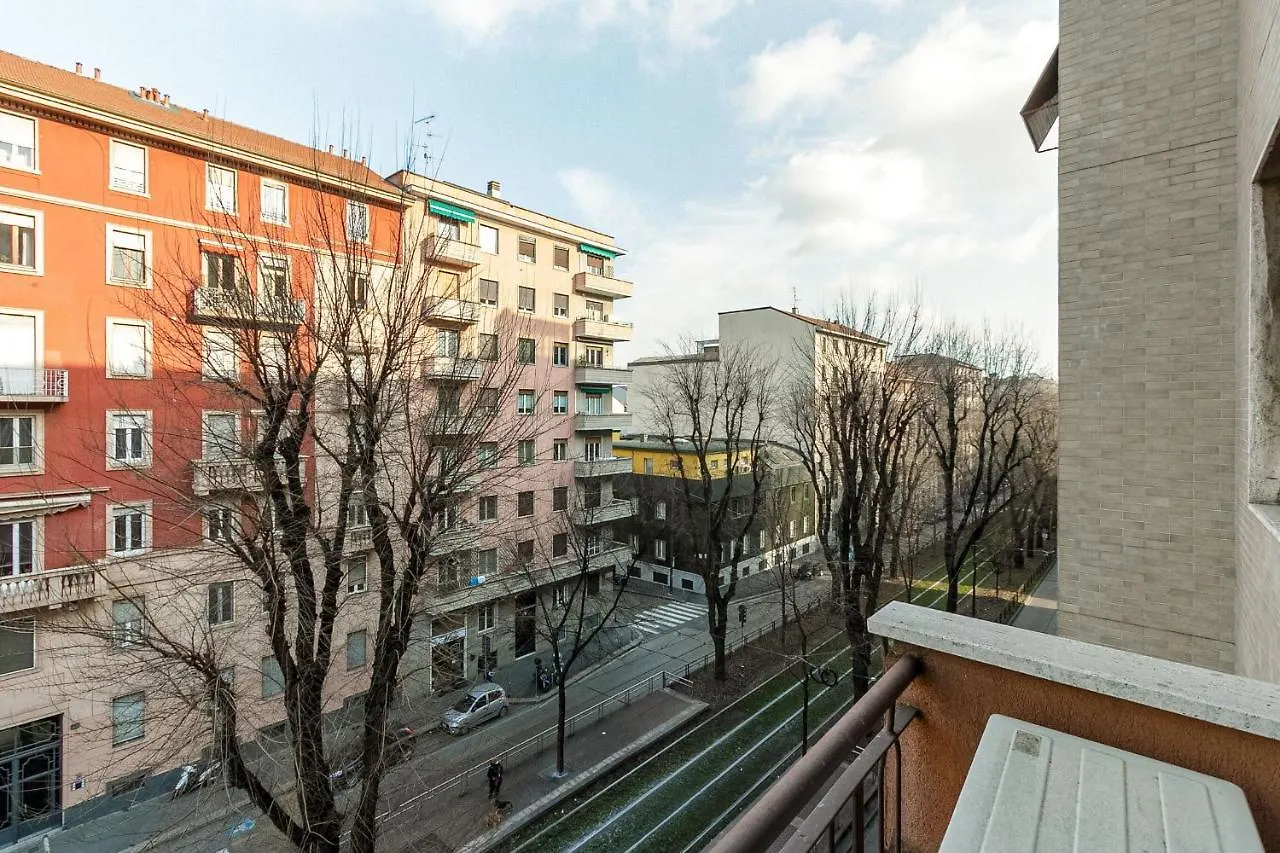 Apartment Mac Mahon - Two Bedrooms Milan Italy