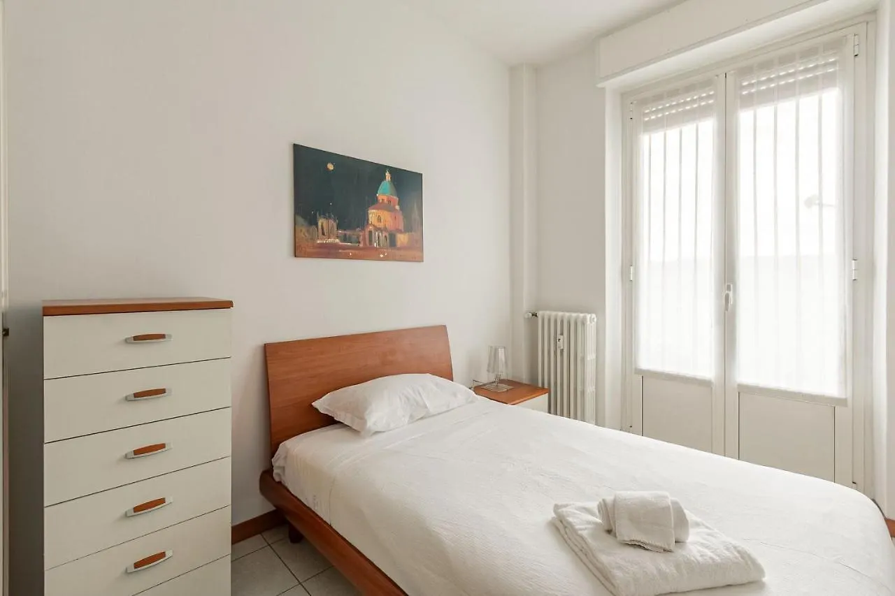 Mac Mahon - Two Bedrooms Milan