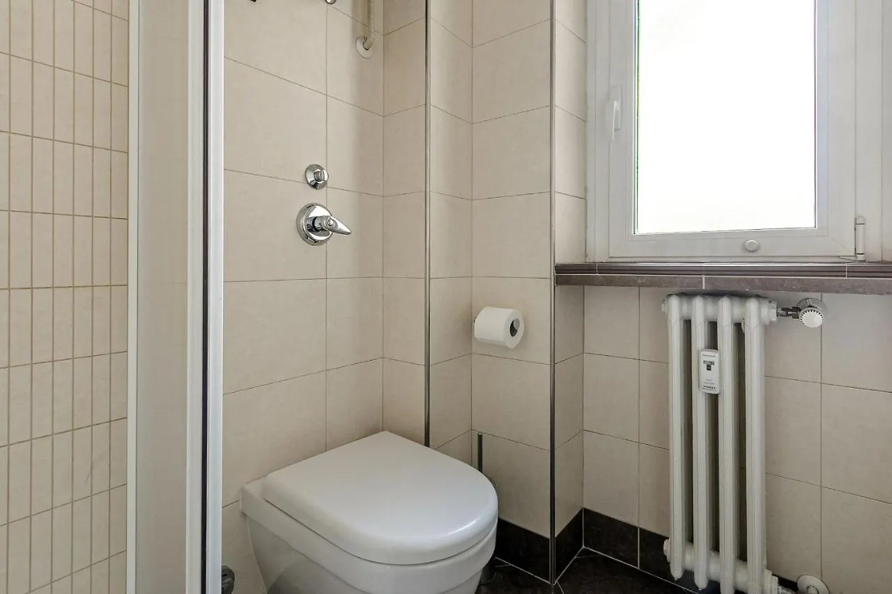 Apartment Mac Mahon - Two Bedrooms Milan