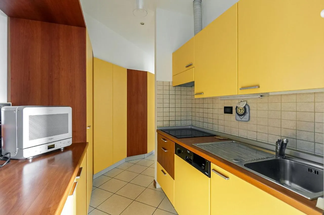 Mac Mahon - Two Bedrooms Μιλάνο